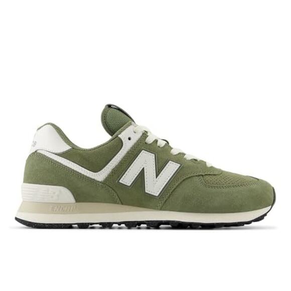NWT New Balance 574 V2 DarkOlivine size 8.5M/10W